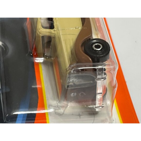 Matchbox 1934 Chevy Master Coupe 1:64 Diecast Car Brown Beige 2024 - Picture 5 of 8